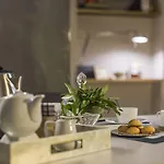 Affittacamere Palazzo Del Papa Luxury 4*