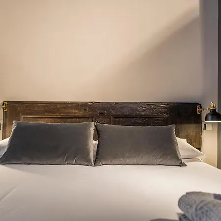 בית הארחה Palazzo Del Papa 4*