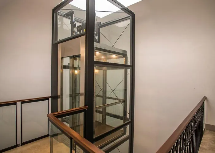 Palazzo Del Papa Gasthuis 4*